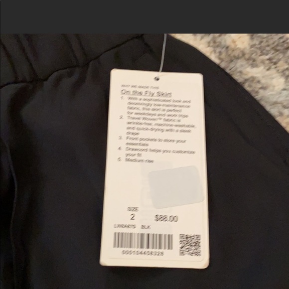 Lululemon fly skirt - Picture 2 of 3